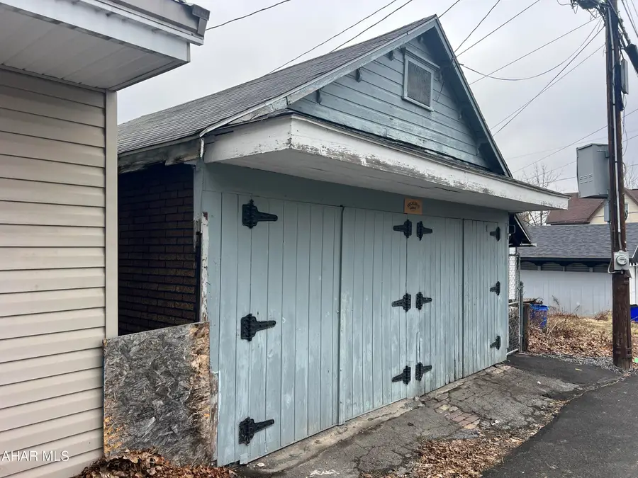 307 3rd Avenue, Altoona, PA 16602 - #3