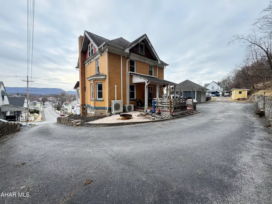 99 Locust Street, Williamsburg, PA 16693 - #2