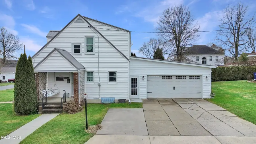 505 Margaret Street, Ebensburg, PA 15931 - #3