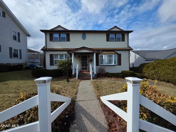 208 23rd Avenue, Altoona, PA 16601