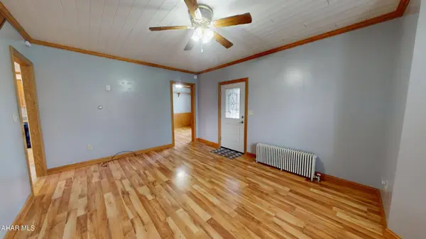 434 Maple Street, Roaring Spring, PA 16673