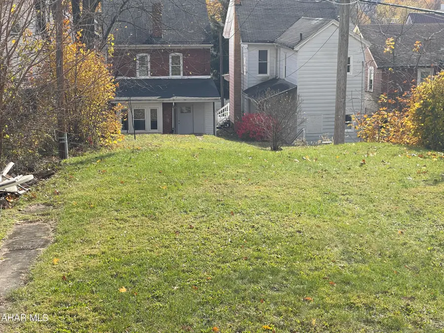 1009 22nd Avenue, Altoona, PA 16601 - #2