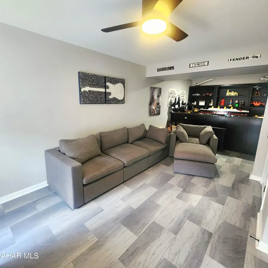 307 Sweet Cherry Court, Hollidaysburg, PA 16648 - #2