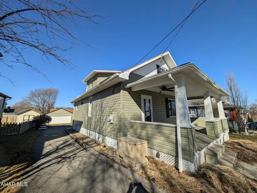 313 E Highland Avenue, Ebensburg, PA 15931 - #3