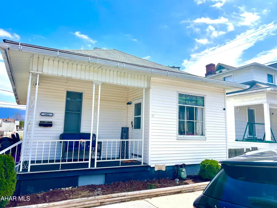 102 W 13th Avenue, Altoona, PA 16601 - #2