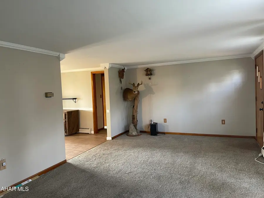 326 Reiling Lane, Altoona, PA 16601 - #3