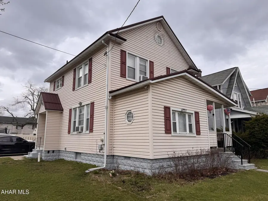 103 Violet Street, Johnstown, PA 15905 - #2