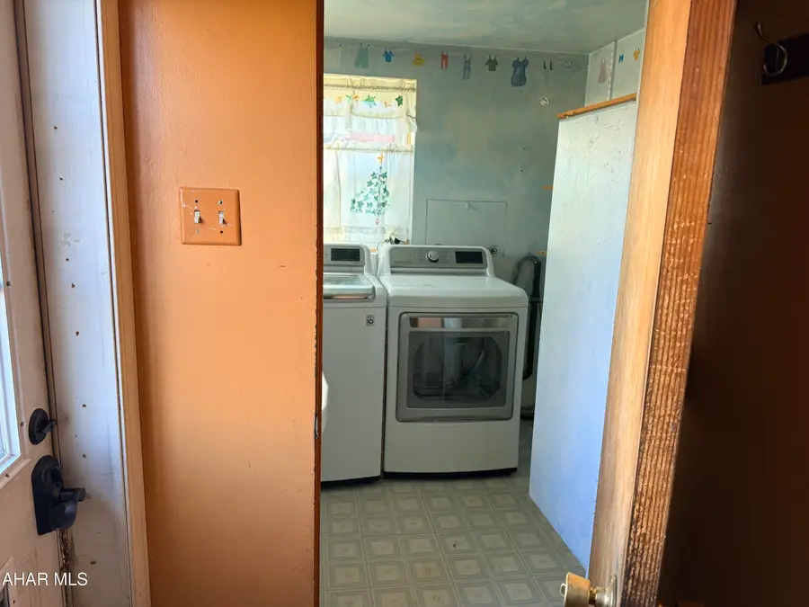 100 Truman Street, Hollidaysburg, PA 16648 - #3