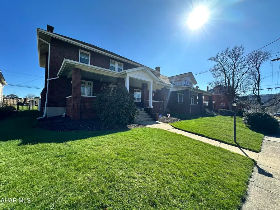 604 Walnut Street, Roaring Spring, PA 16673 - #2