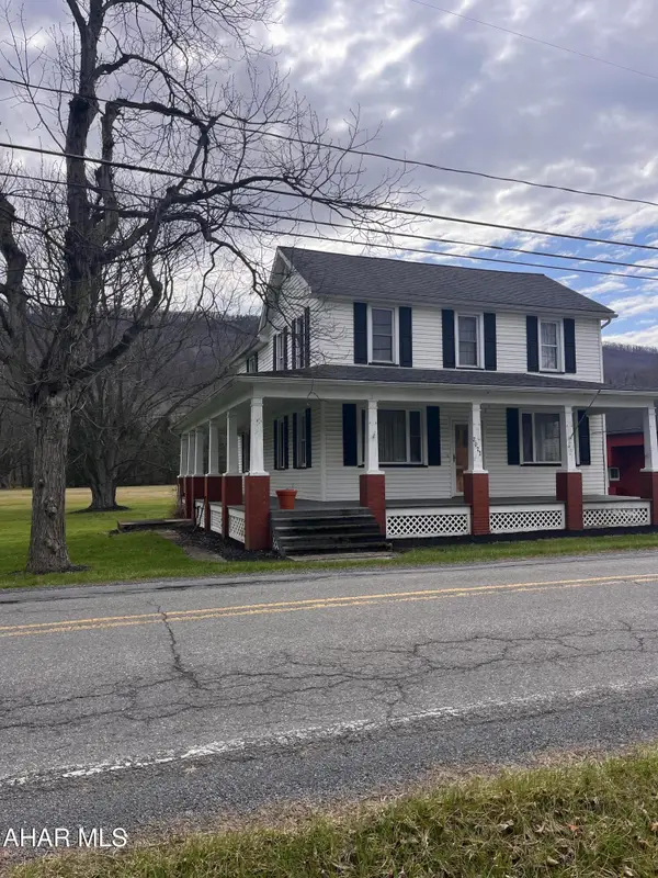 2022 Everett Road, East Freedom, PA 16637