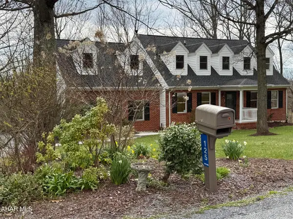 125 Lemic Drive, New Paris, PA 15554