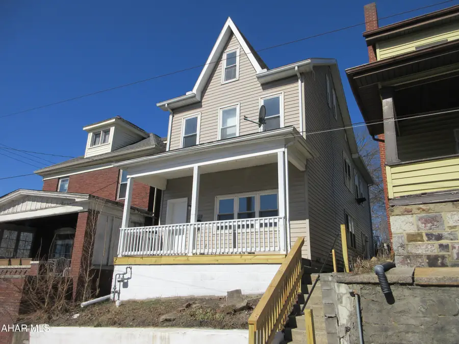 1428 16th Avenue, Altoona, PA 16601 - #2