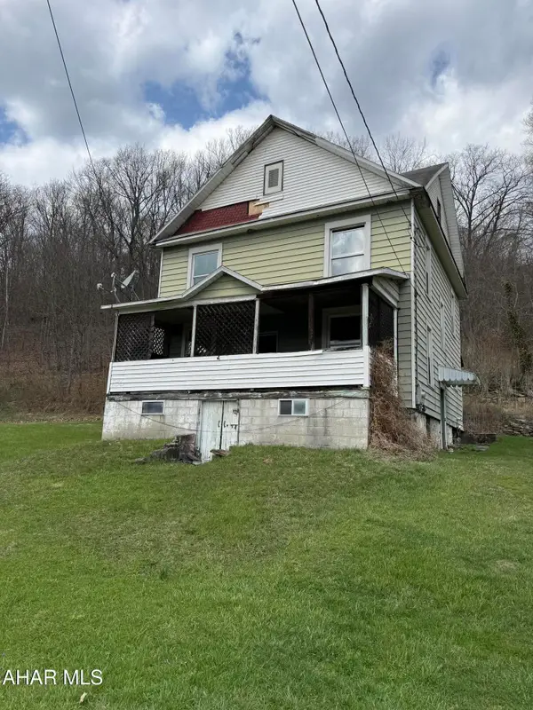 736 Mineral Point Road, Mineral Point, PA 15942