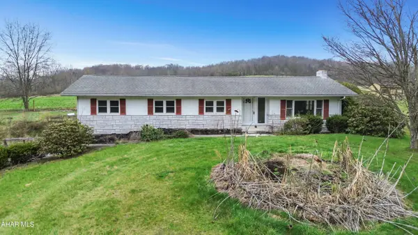 13637 Dunnings Highway, Claysburg, PA 16625