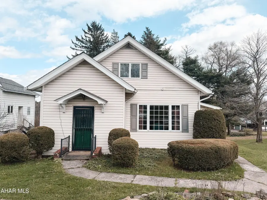 608 Margaret Street, Ebensburg, PA 15931 - #2