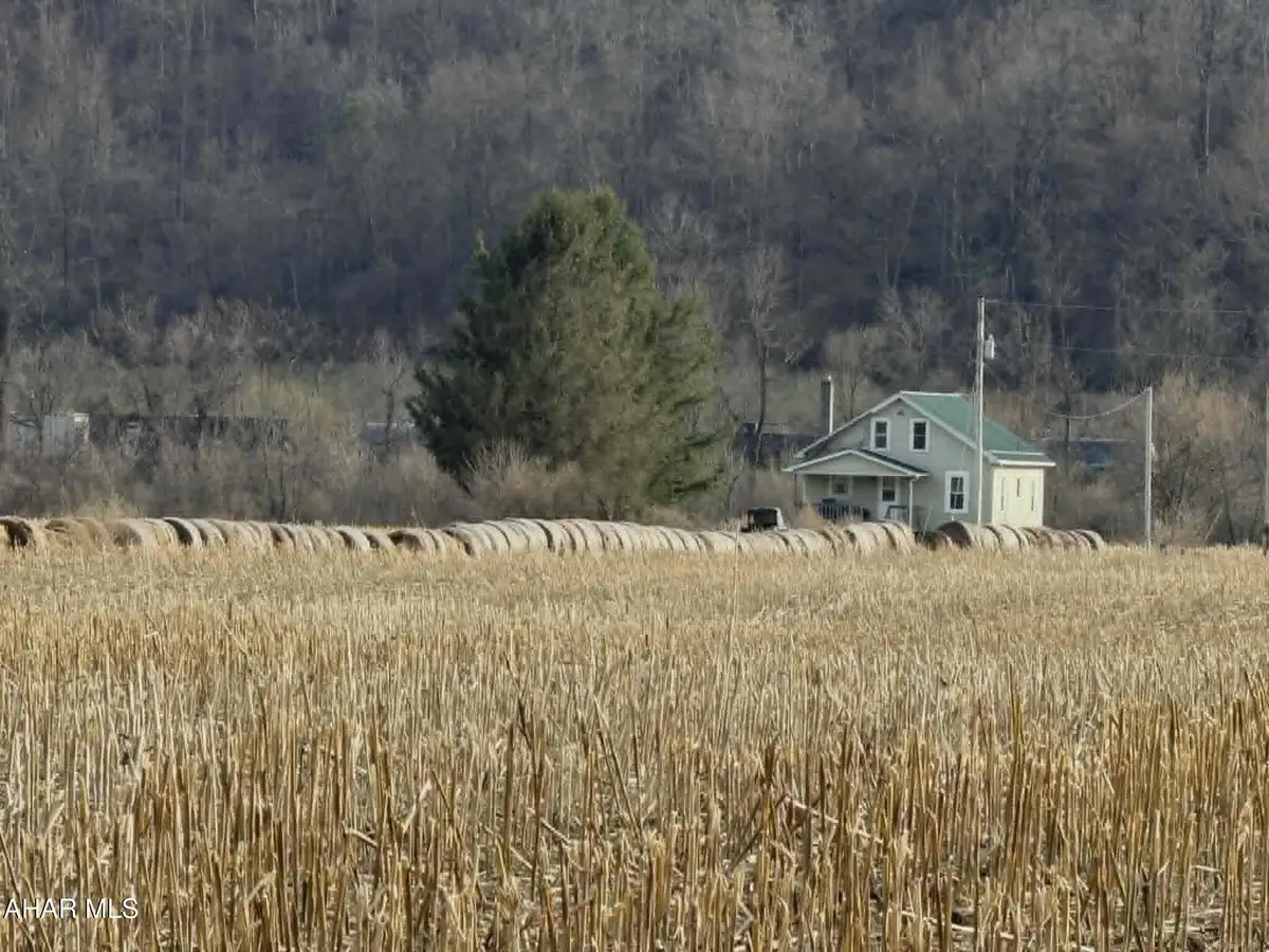 6543 Black Oak Road, Alexandria, PA 16611 - #1