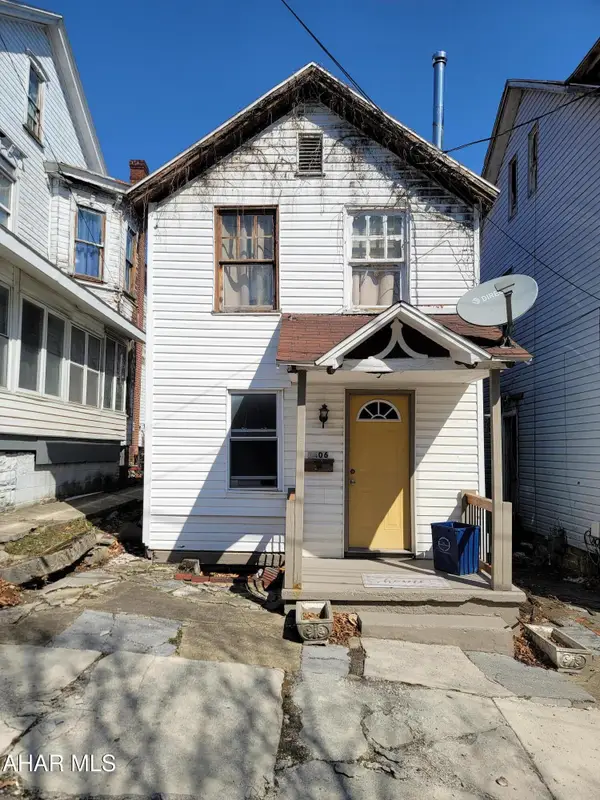 1406 Washington Avenue, Altoona, PA 16601