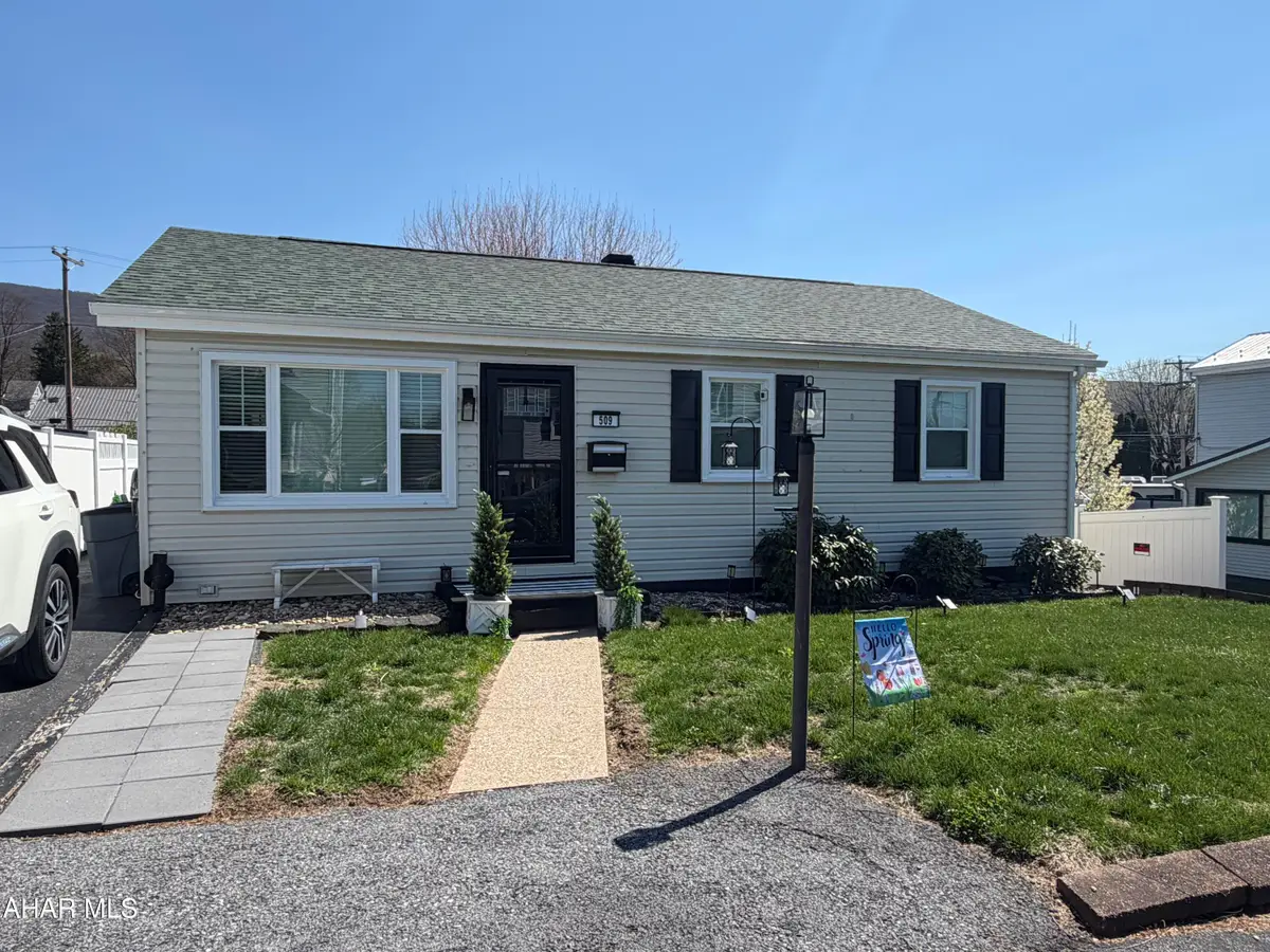 509 E Hudson Avenue, Altoona, PA 16602 - #1