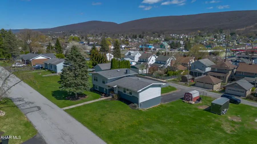 1921 Grant Avenue, Altoona, PA 16602 - #3