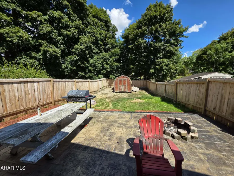 1515 W Logan Street, Bellwood, PA 16617 - #2