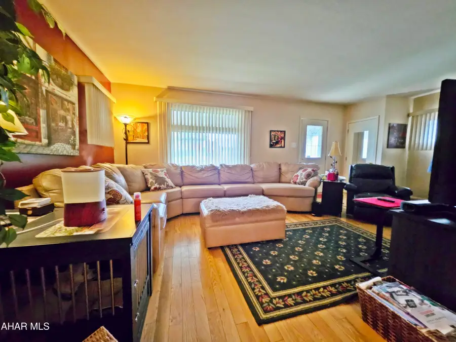 1111 Broadway, Altoona, PA 16601 - #2