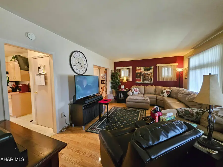 1111 Broadway, Altoona, PA 16601 - #3