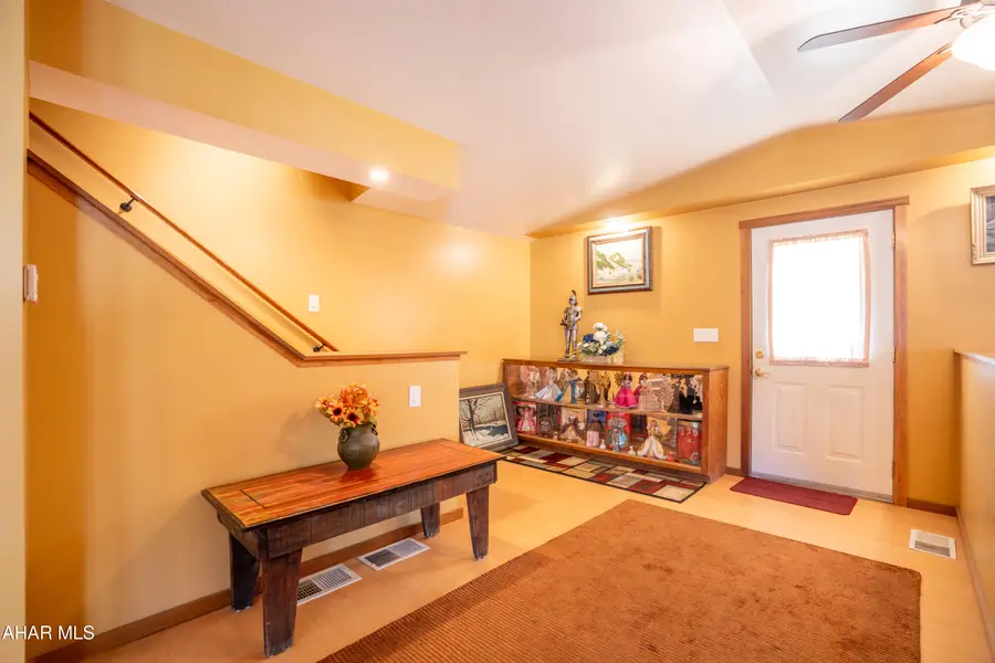 209 Keystone Street, Altoona, PA 16602 - #3