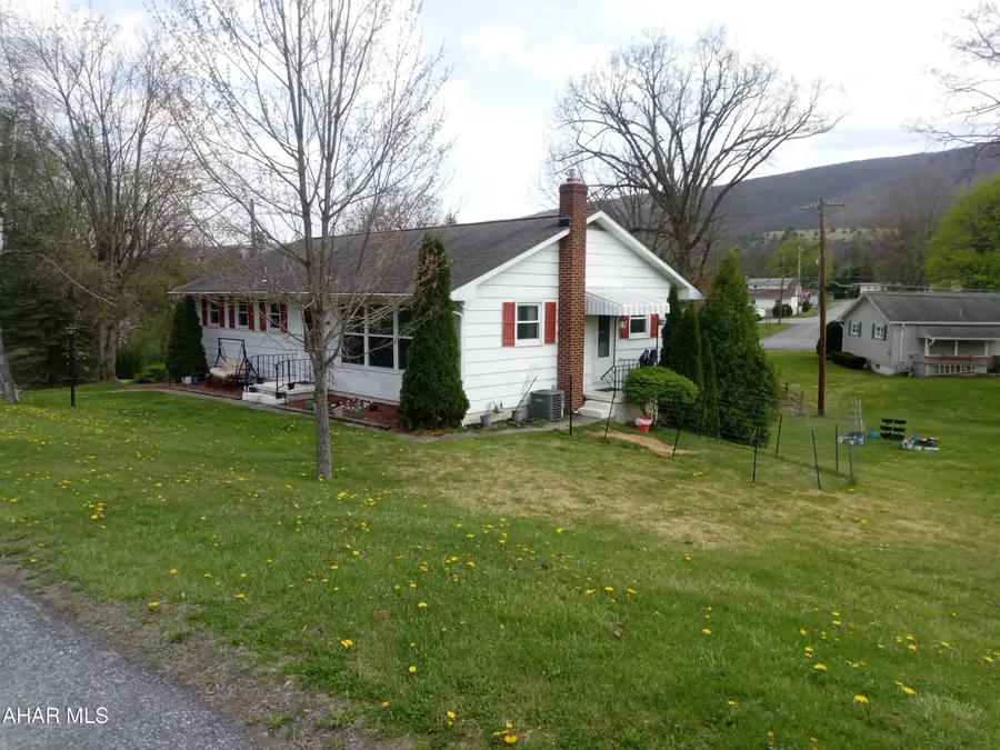 168 Indiana Drive, Altoona, PA 16602 - #2