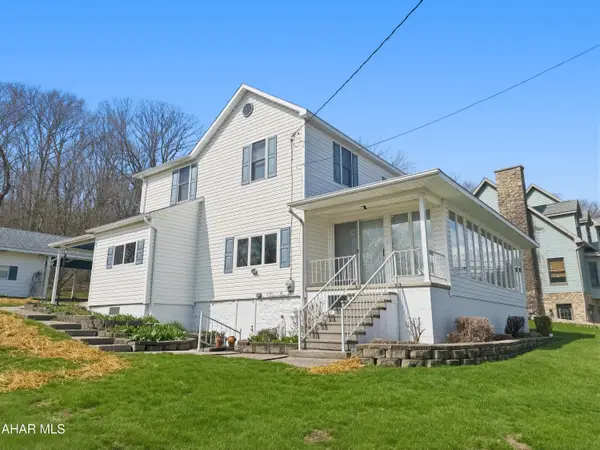 1040 Station Road, Twin Rocks, PA 15960