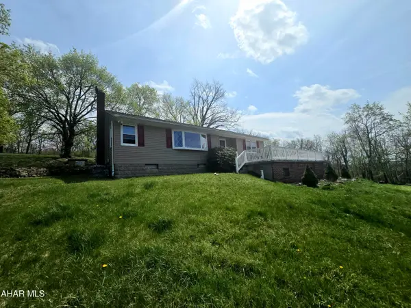 450 Grandview Road, Altoona, PA 16601