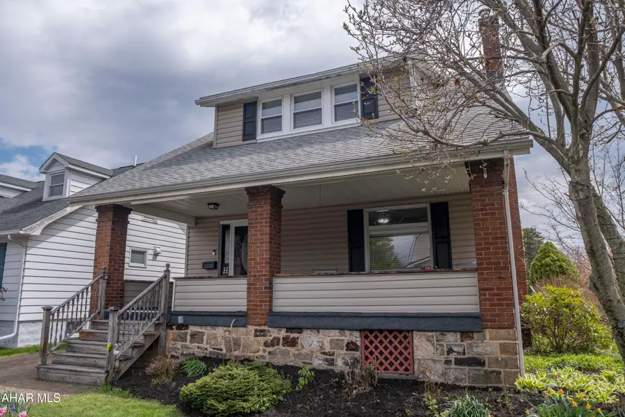 5413 Grandview Avenue, Altoona, PA 16601 - #3