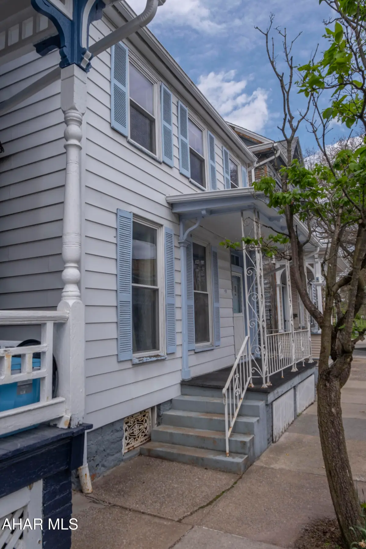 411 Walnut Street, Hollidaysburg, PA 16648 - #1