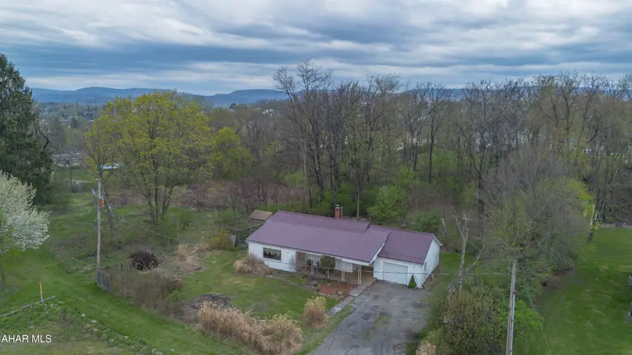 706 Van Buren Avenue, Altoona, PA 16602 - #2