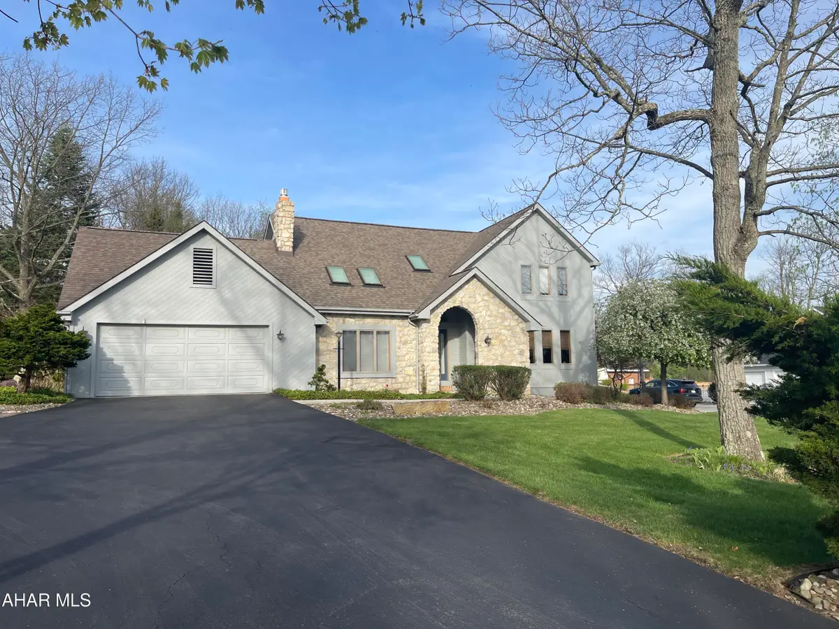 174 Sylvan Oakes Drive, Hollidaysburg, PA 16648 - #1