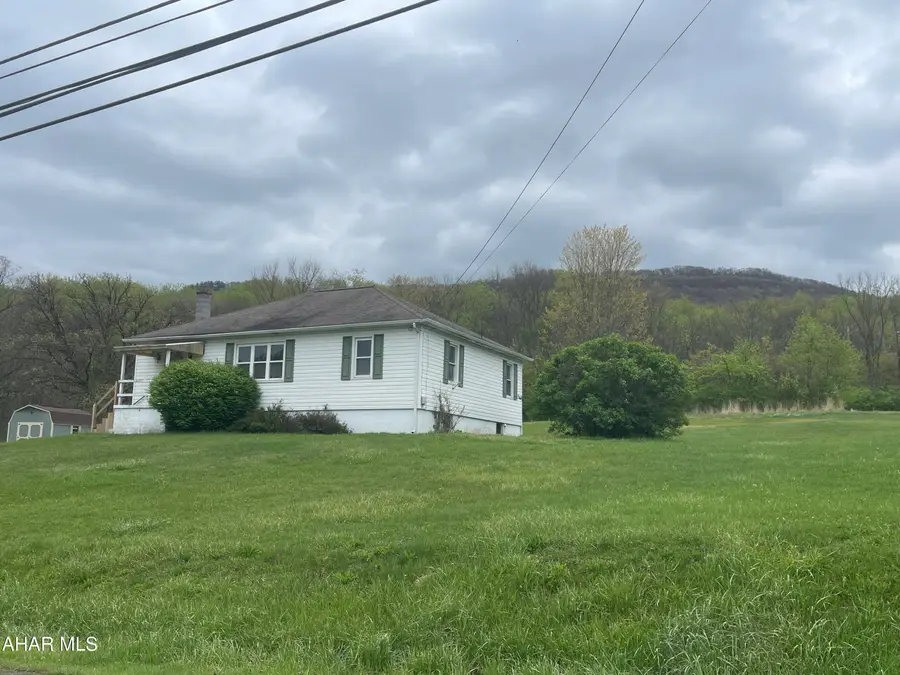 1106 Townview Lane, Claysburg, PA 16625 - #2