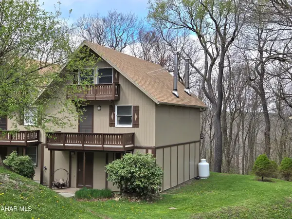 8150 Summit Way 6b Pine Cone, Claysburg, PA 16625