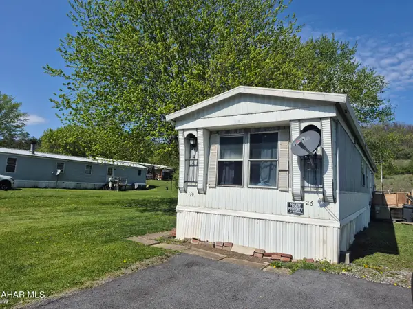 136 Creekside Drive, Tyrone, PA 16686