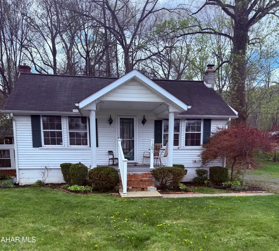 1281 Foot Of Ten Road, Duncansville, PA 16635 - #2