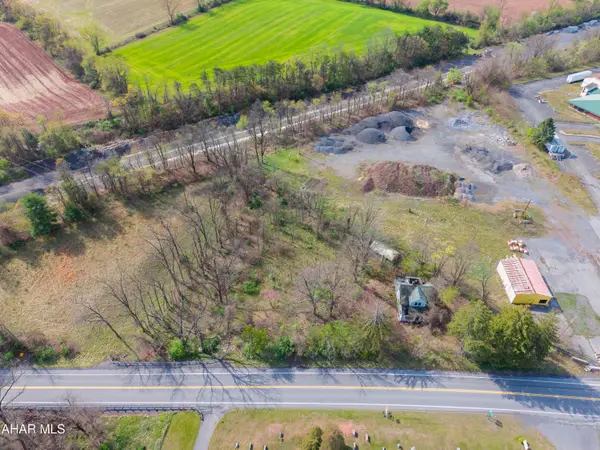 16654 Lincoln Highway, Breezewood, PA 15533