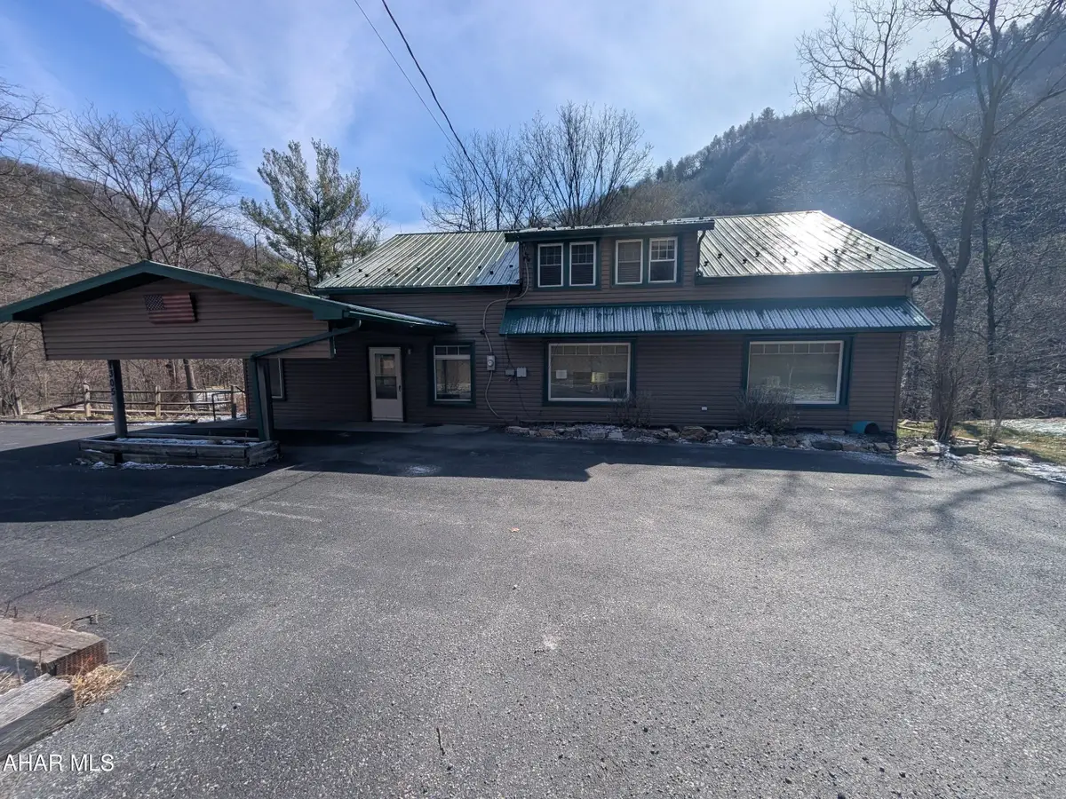 1305 Woodbury Pike, Hopewell, PA 16650 - #1