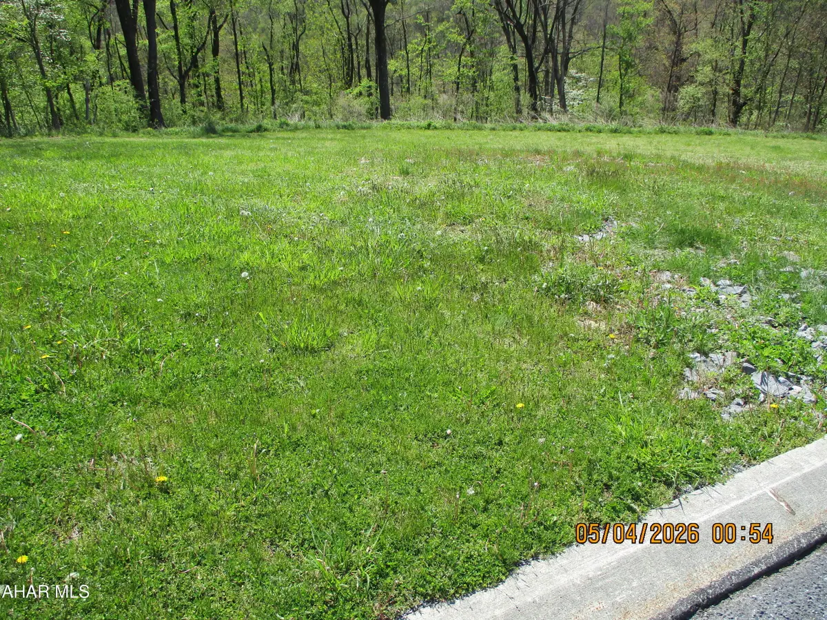 64,65,66 Windsor, Altoona, PA 16601 - #1