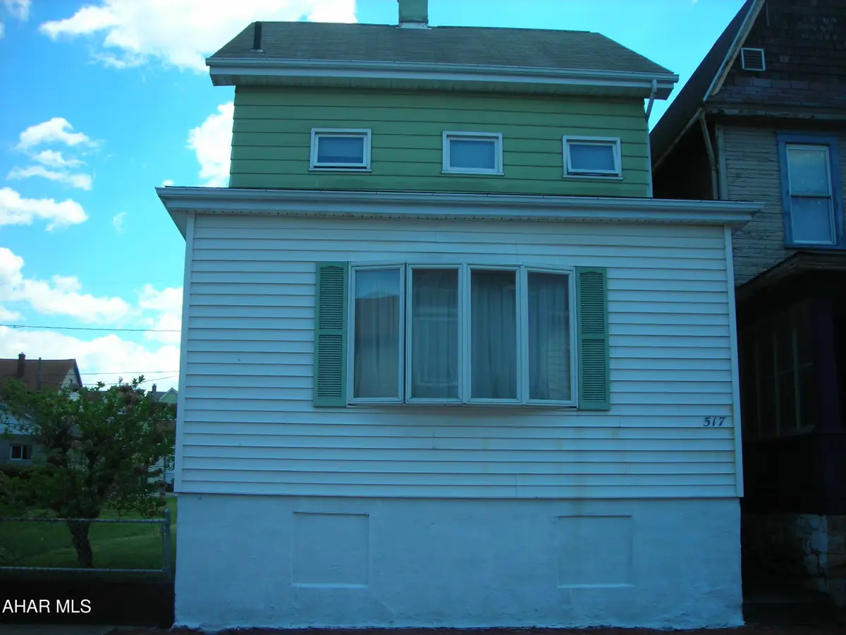 517 5th Avenue, Altoona, PA 16602 - #1