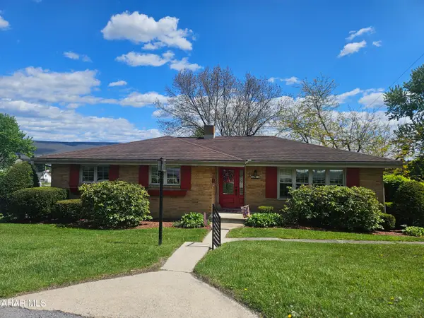 2217 16th Avenue, Altoona, PA 16601