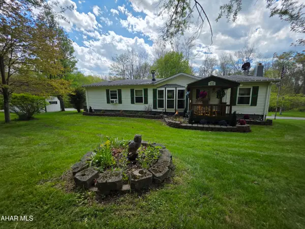 432 Black Snake Road, Dysart, PA 16636