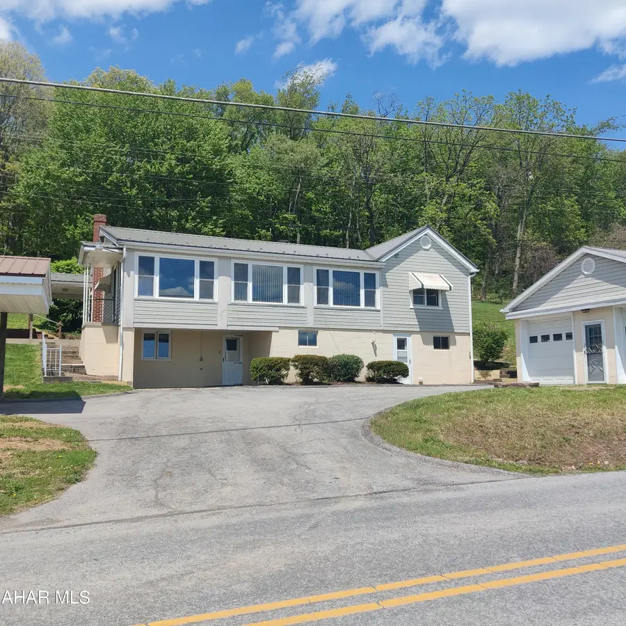 355 Lock Mountain Road, Martinsburg, PA 16662 - #2