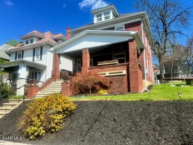 1111 Walnut Street, Hollidaysburg, PA 16648 - #2