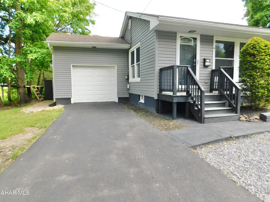119 Wordsworth Avenue, Altoona, PA 16602 - #3