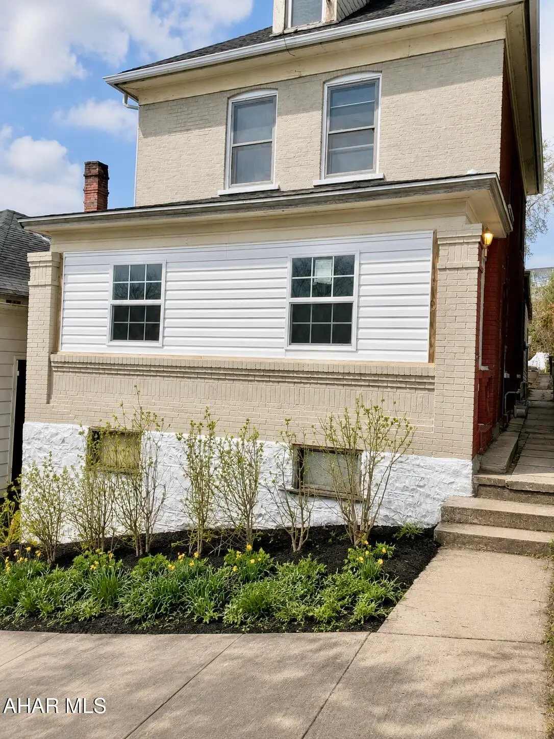 1927 15th Avenue, Altoona, PA 16601 - #1