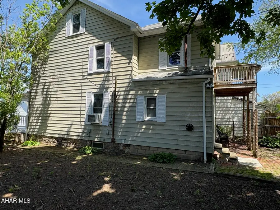 305 22nd Avenue, Altoona, PA 16601 - #2