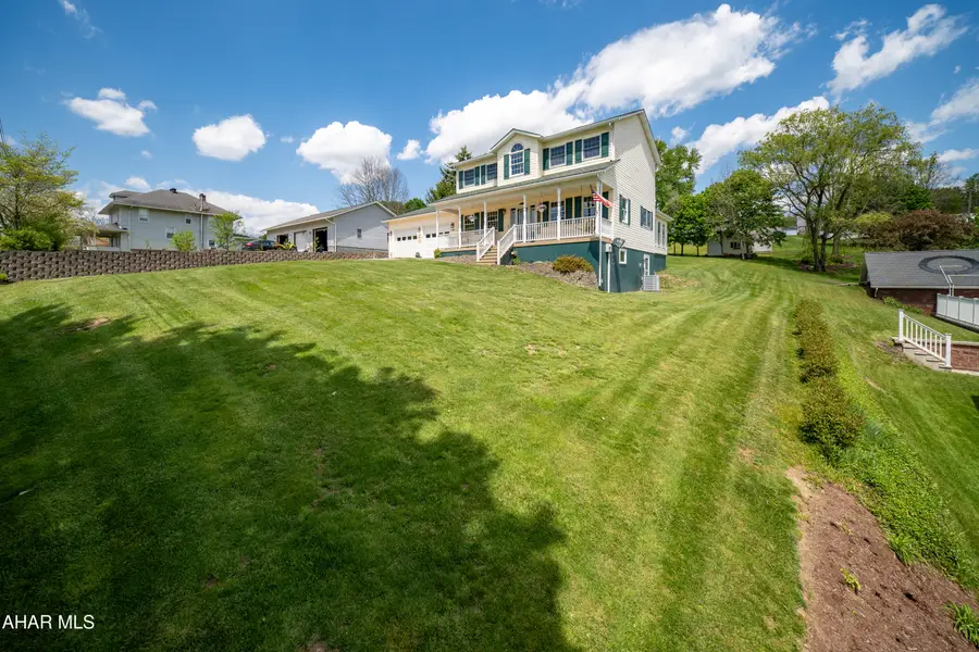 309 Cullis Lane, Johnstown, PA 15909 - #3